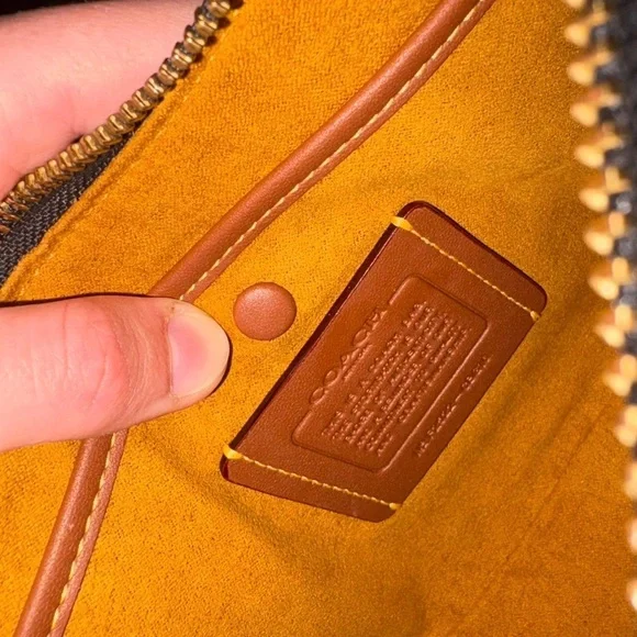 Coach Jonie 22- Black Leather - Picture 5 of 5